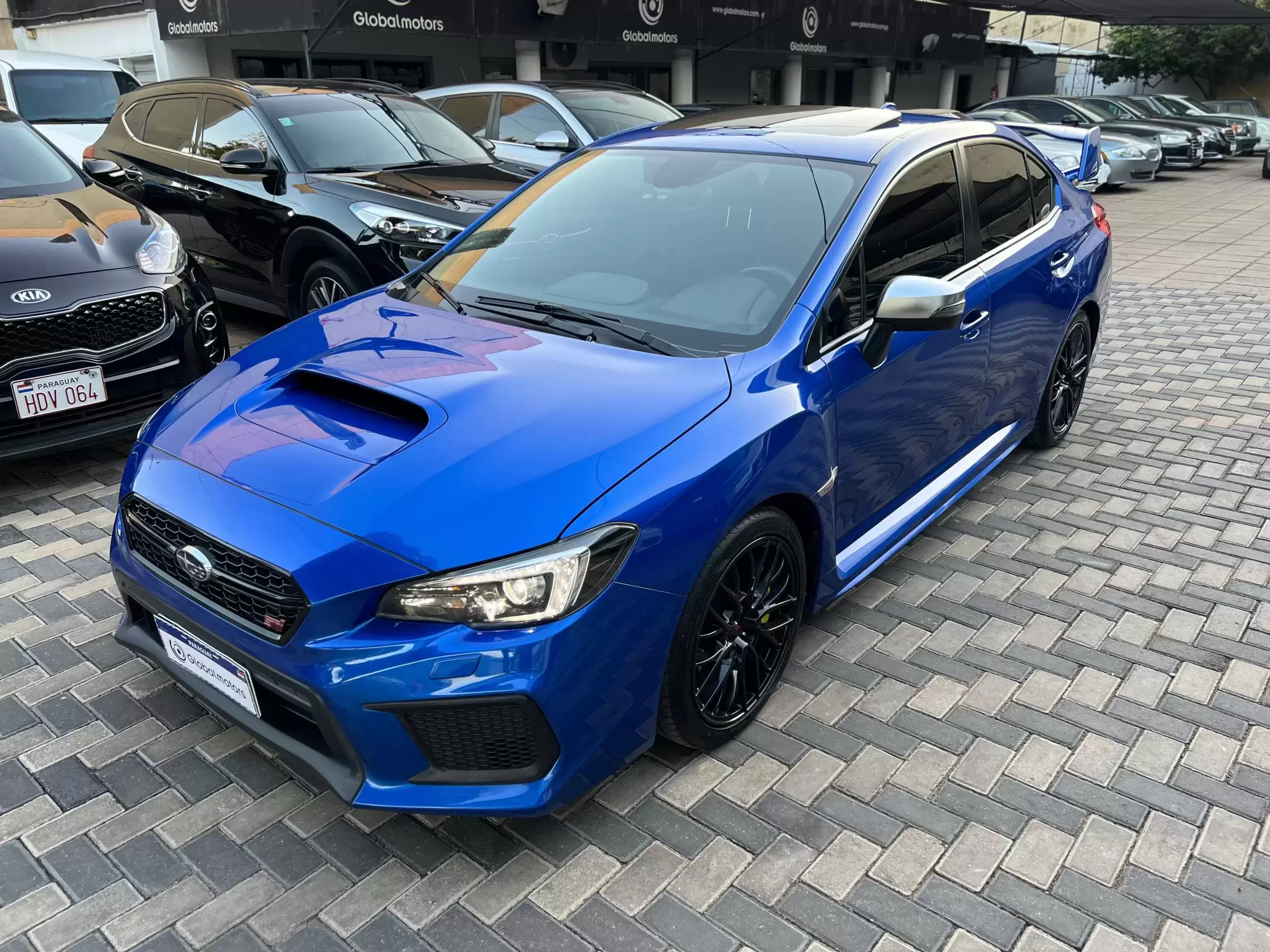 Subaru Impreza STI AWD DCCD 2018 en Globalmotors: ¡Rendimiento japonés excepcional!