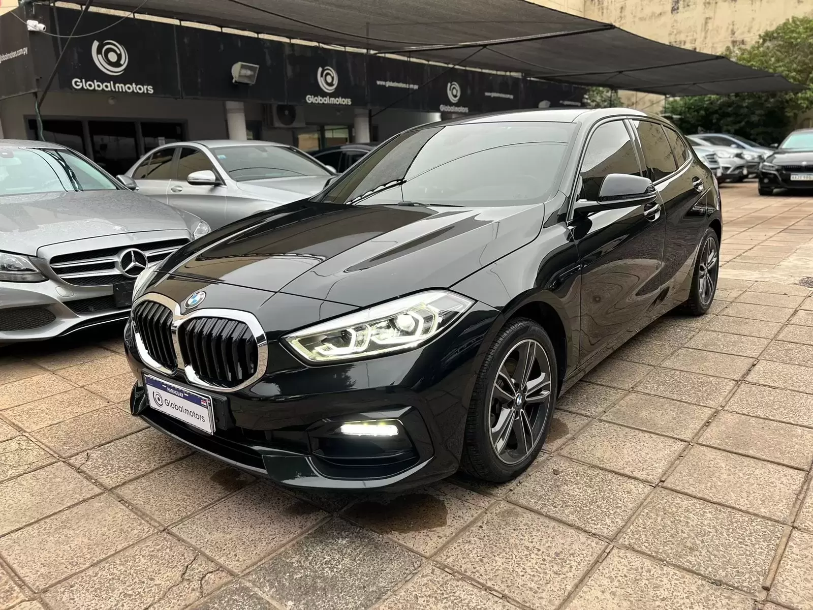 BMW 118i Hatch 2020 en Globalmotors: Lujo y rendimiento deportivo