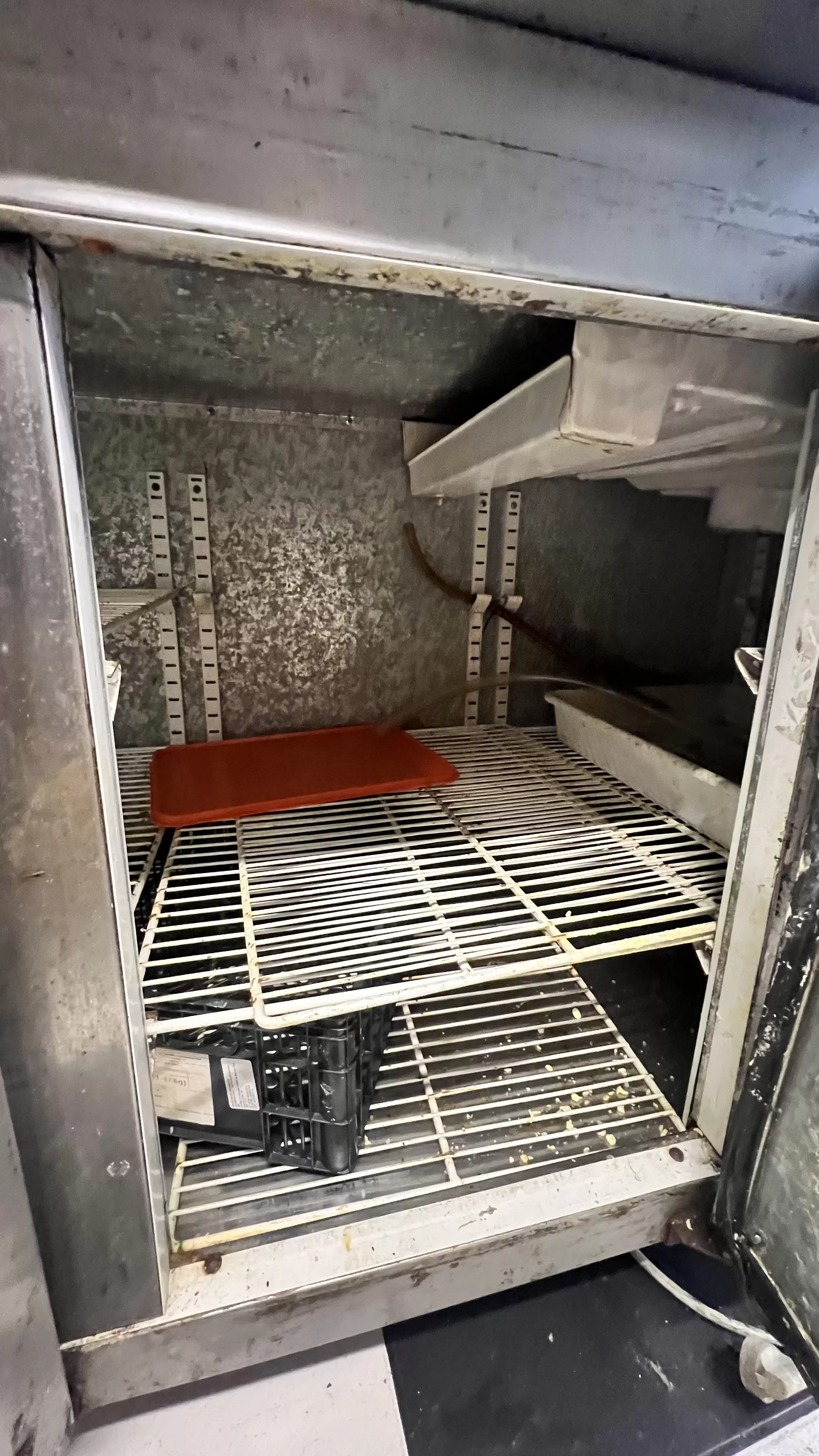 Heladera Mostrador de Acero Inoxidable Usada en Adrogué