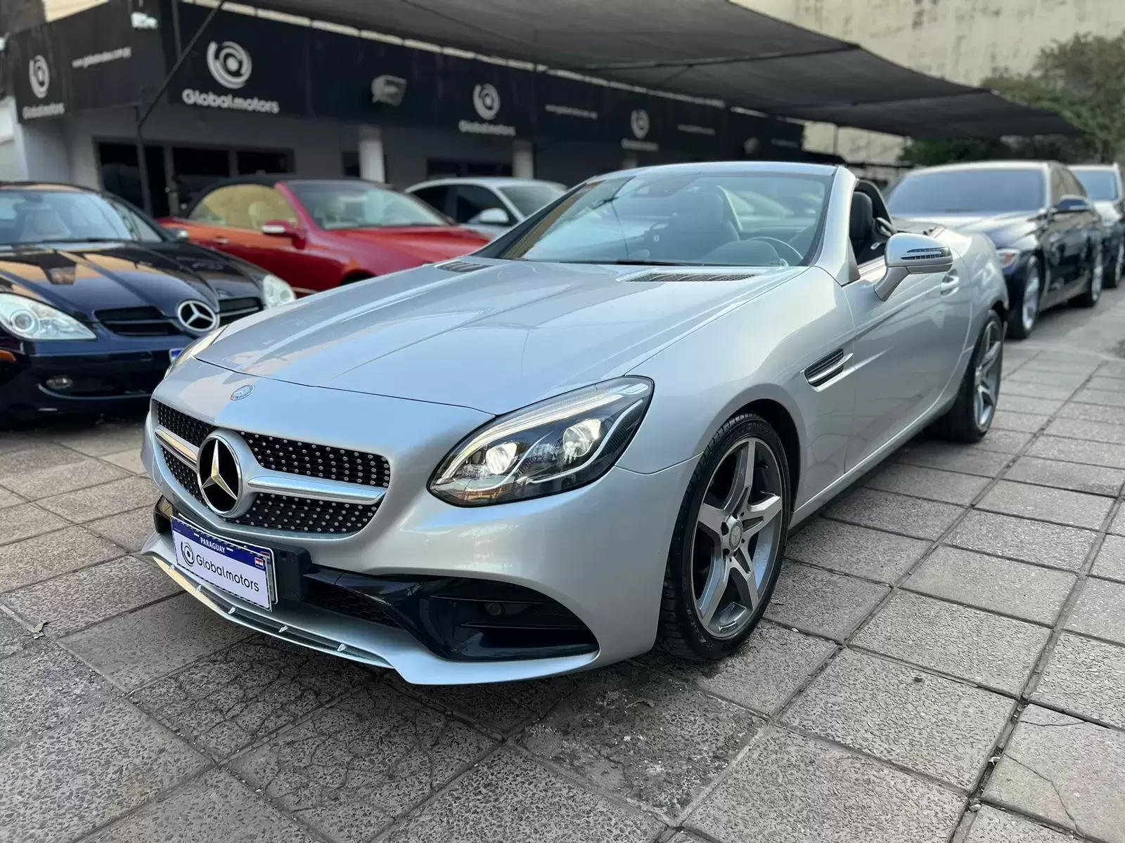 Mercedes Benz SLC 200 Look AMG 2017 en Globalmotors, Asunción