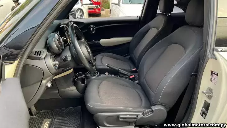 Mini Cooper 2018 en Globalmotors: Estilo, rendimiento y diversión en uno.