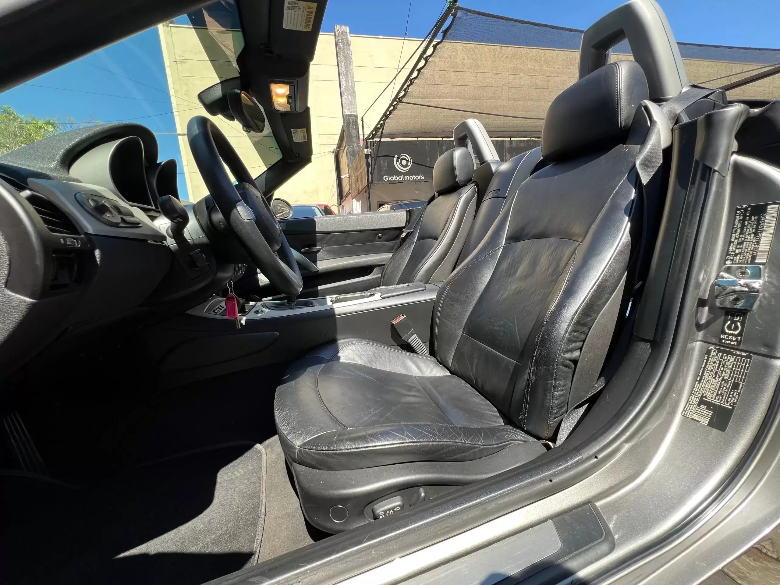 : BMW Z4 Roadster 25i 2004 en Globalmotors, Asunción, Paraguay.