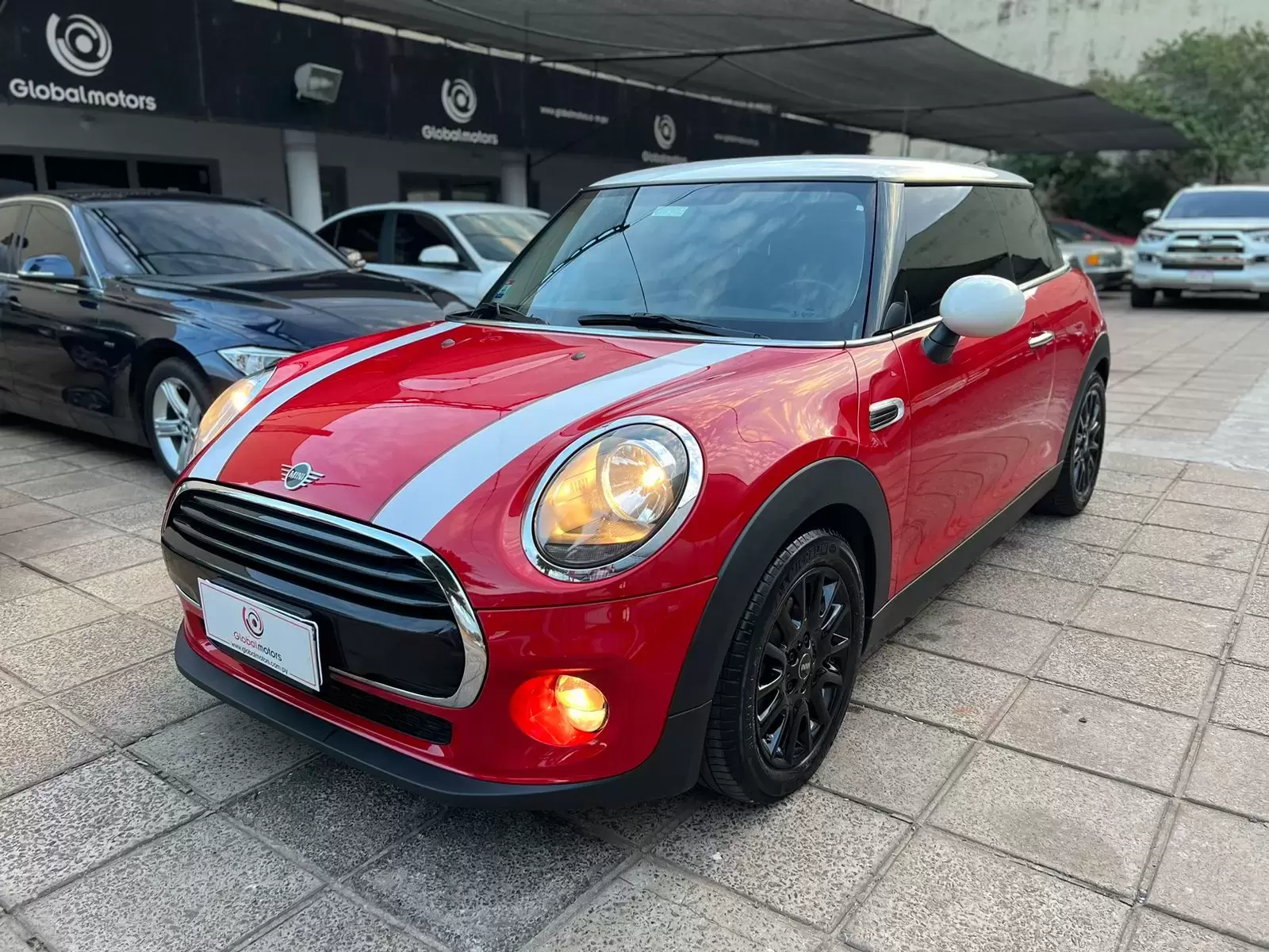 Mini Cooper 2020 en Globalmotors: Compacto, elegante y emocionante. ¡Descúbrelo!